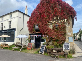Royal Oak Apartment 1